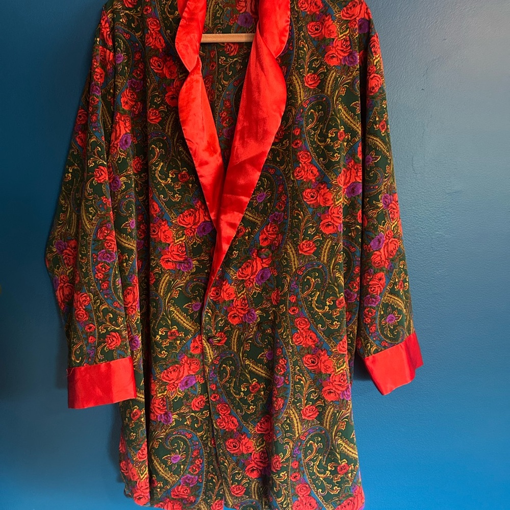 Floral Red and Green Women's Robe
